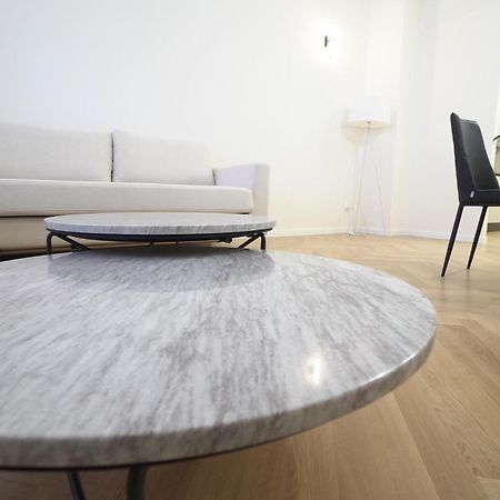 Brera Livings - Luxury Apartment, Full City Center Milan Luaran gambar